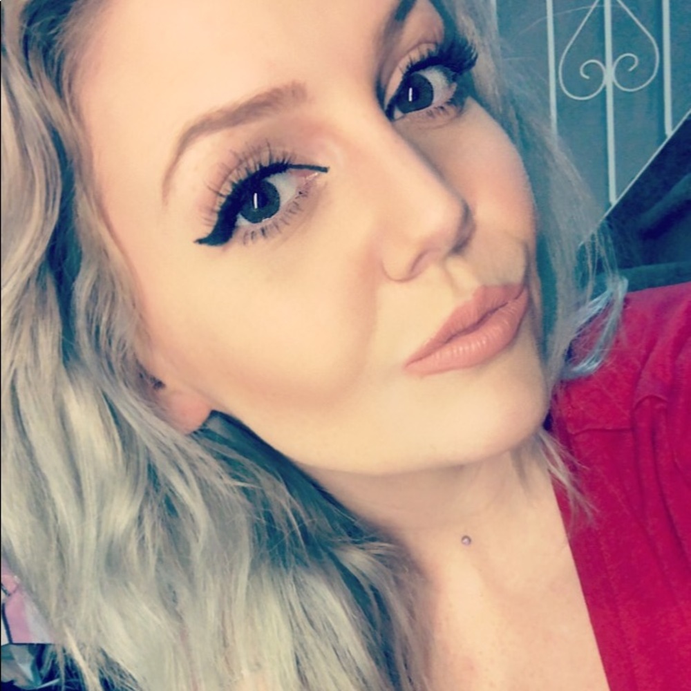 Meet your Posher, Dani